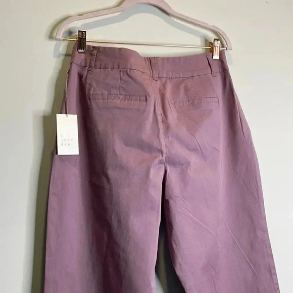 Womens High Rise Straight Leg Ankle Pants Lilac Size 10A New Day NWT - Picture 11 of 12